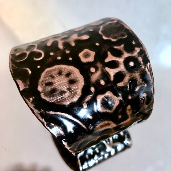 Floral Embossed Wide Cuff Bracelet Pure Solid Copper Patina Flowers Handmade - Picture 11 of 11